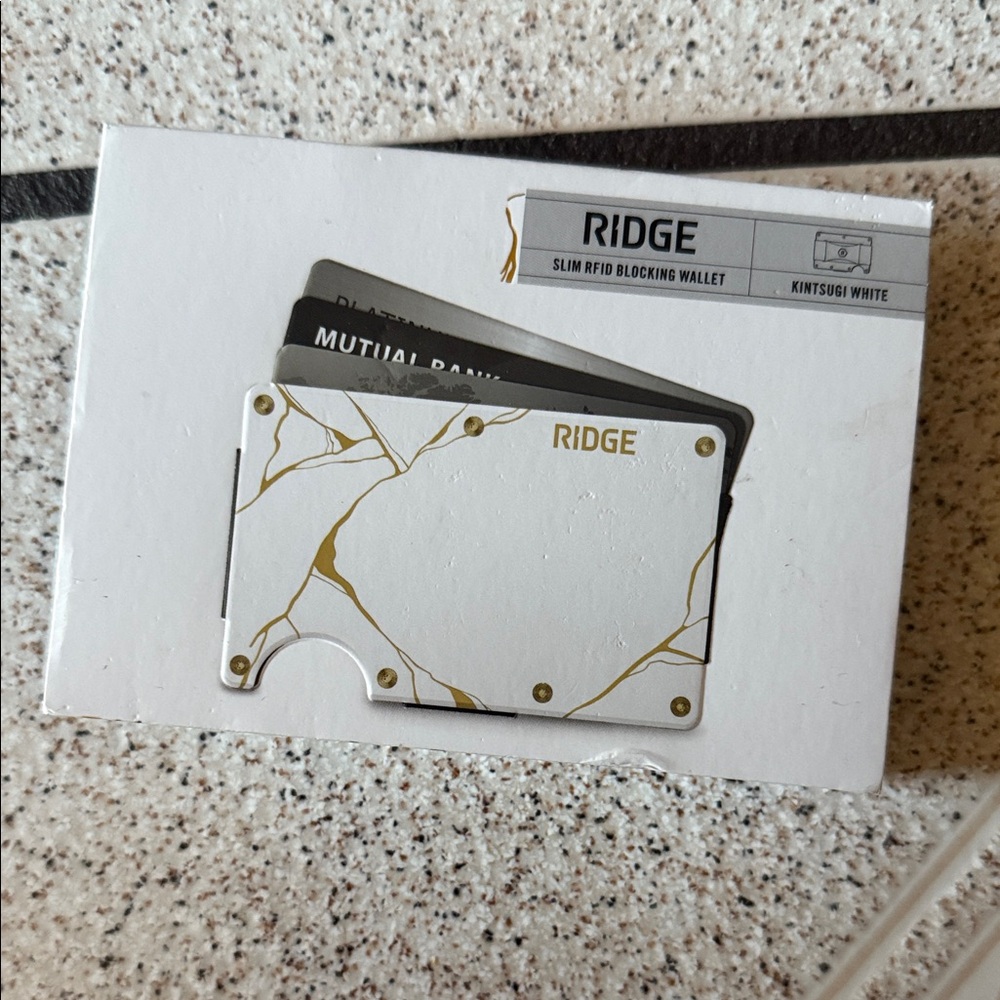Ridge Slim RFID Blocking Wallet in Kintsugi White